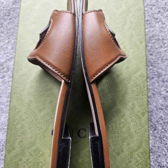 Interlocking G Sandals - Picture 7 of 9